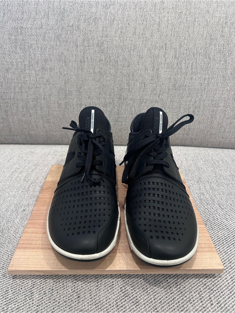 Ecco Black Women's Perforated Lace-Up Sneakers
